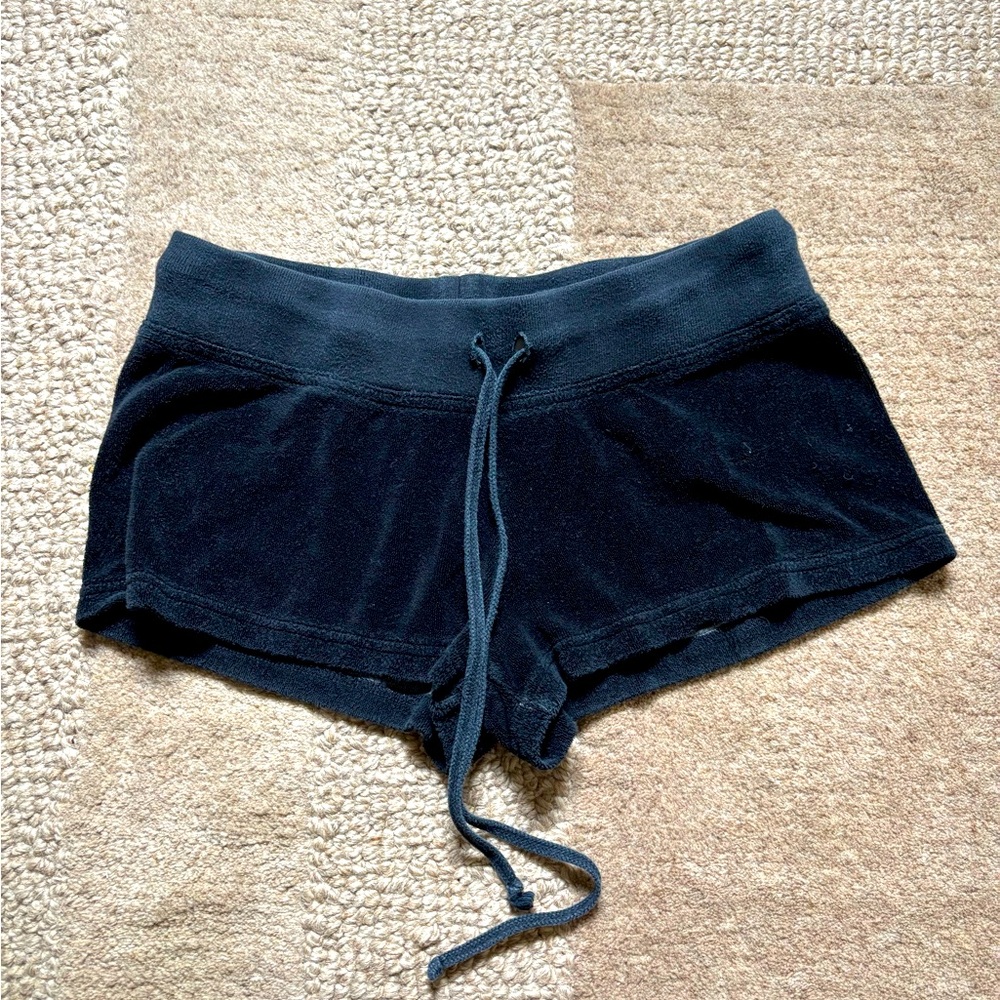 Hard Tail shorts size L